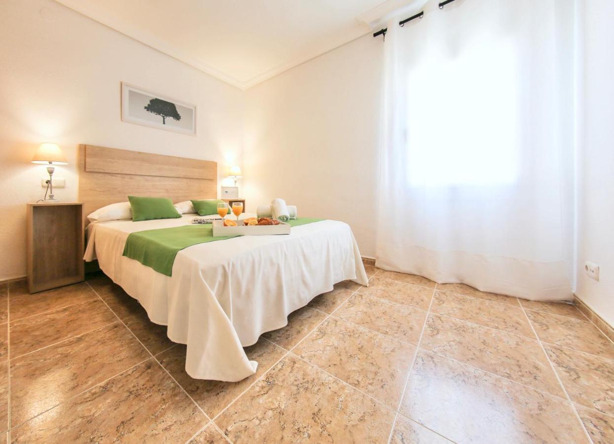 Alea Rentals - Viking La Pineda Esterno foto